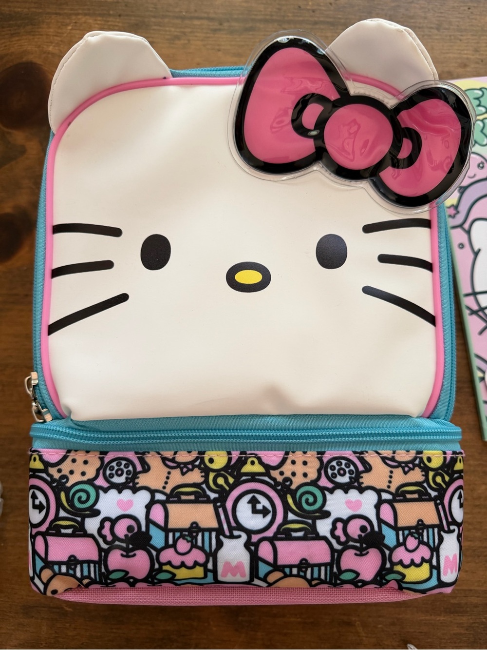 Hello Kitty bundle - Picture 3 of 7